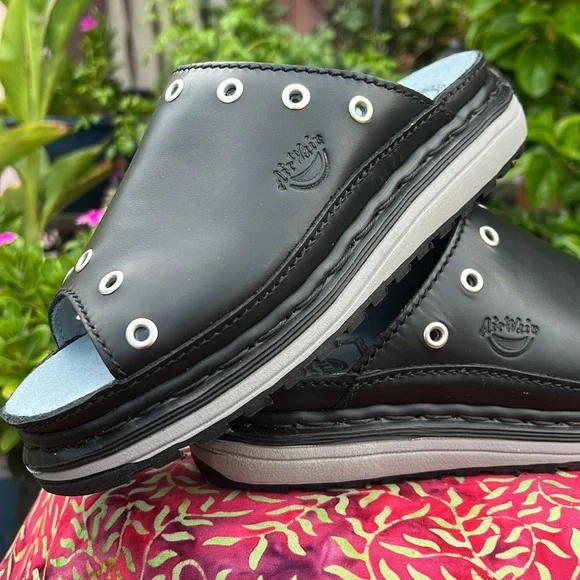 New Dr. Martens Silver Gromet Cut Out Black Vintage 90’s Chunky Slides Sandals - Picture 7 of 17